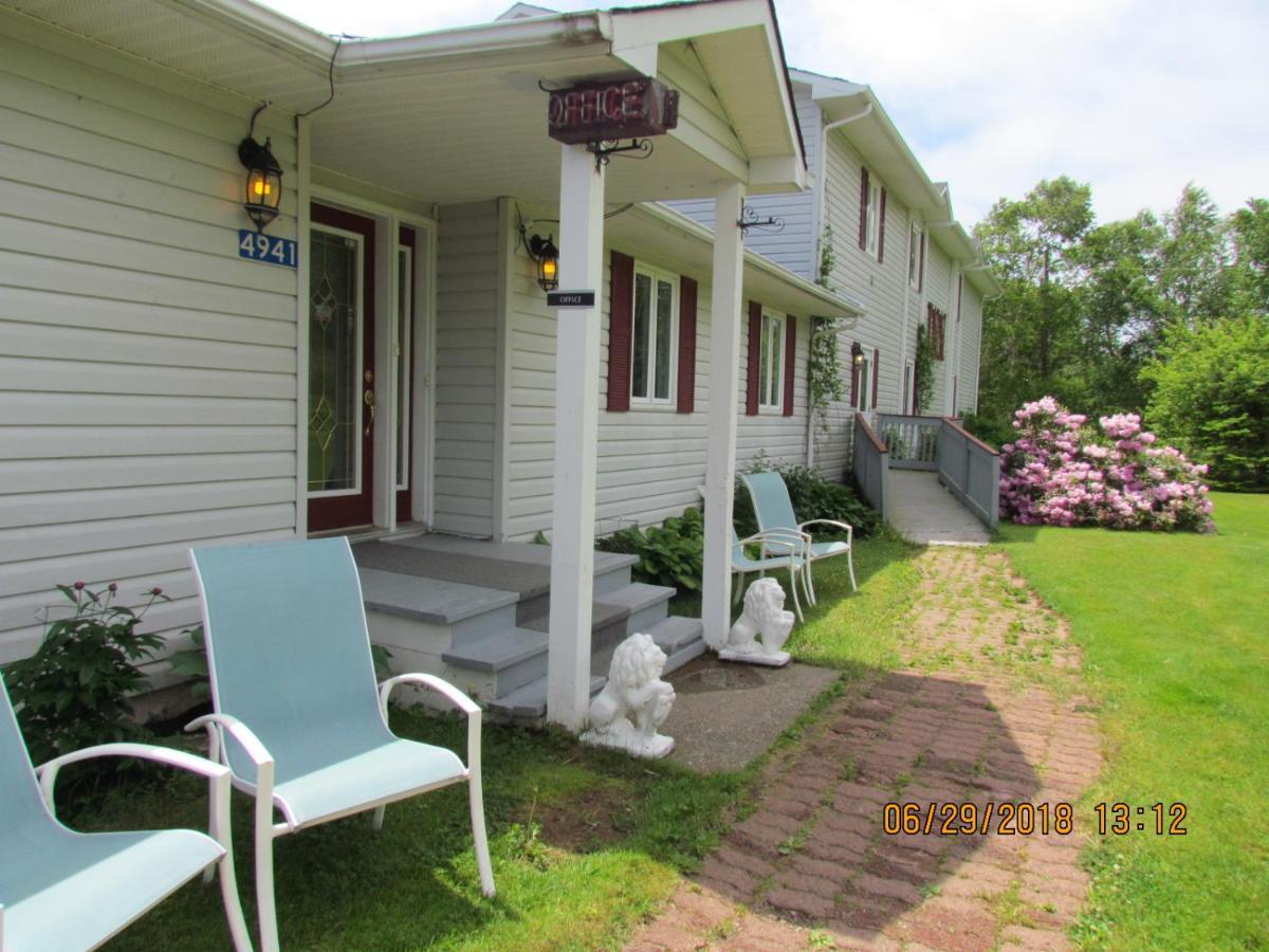 Shepody Bay Inn Hopewell Cape Exterior photo